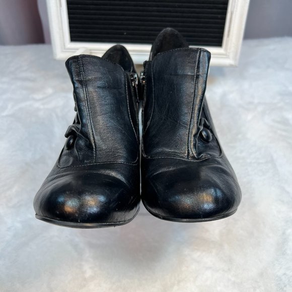 Call It Spring Black Retro Heeled Booties - Size 7.5 - Picture 9 of 11